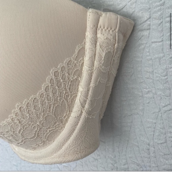 Torrid Cream Convertible Bra - Picture 7 of 9